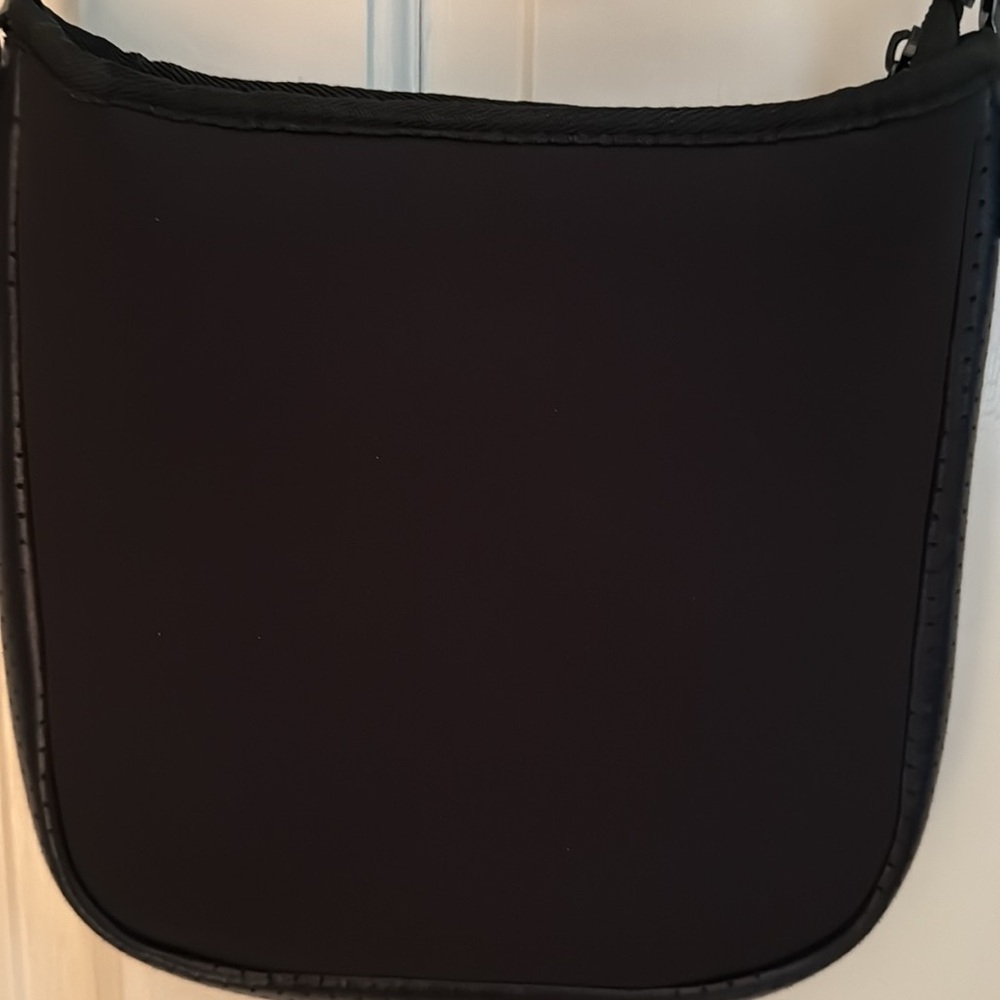 Crossbody With Interchangeable Straps - image 4